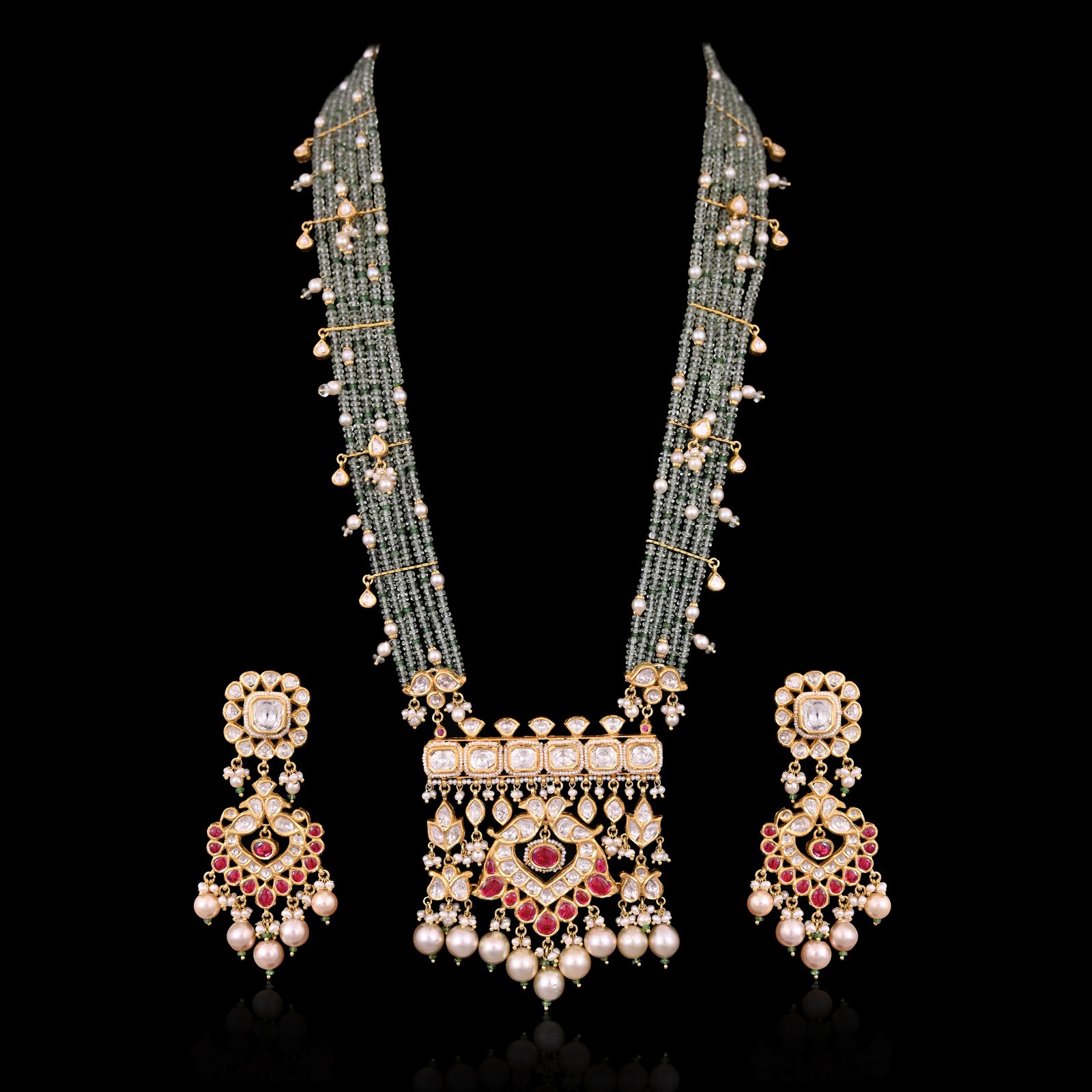 Exquisite Polki Pendant Set